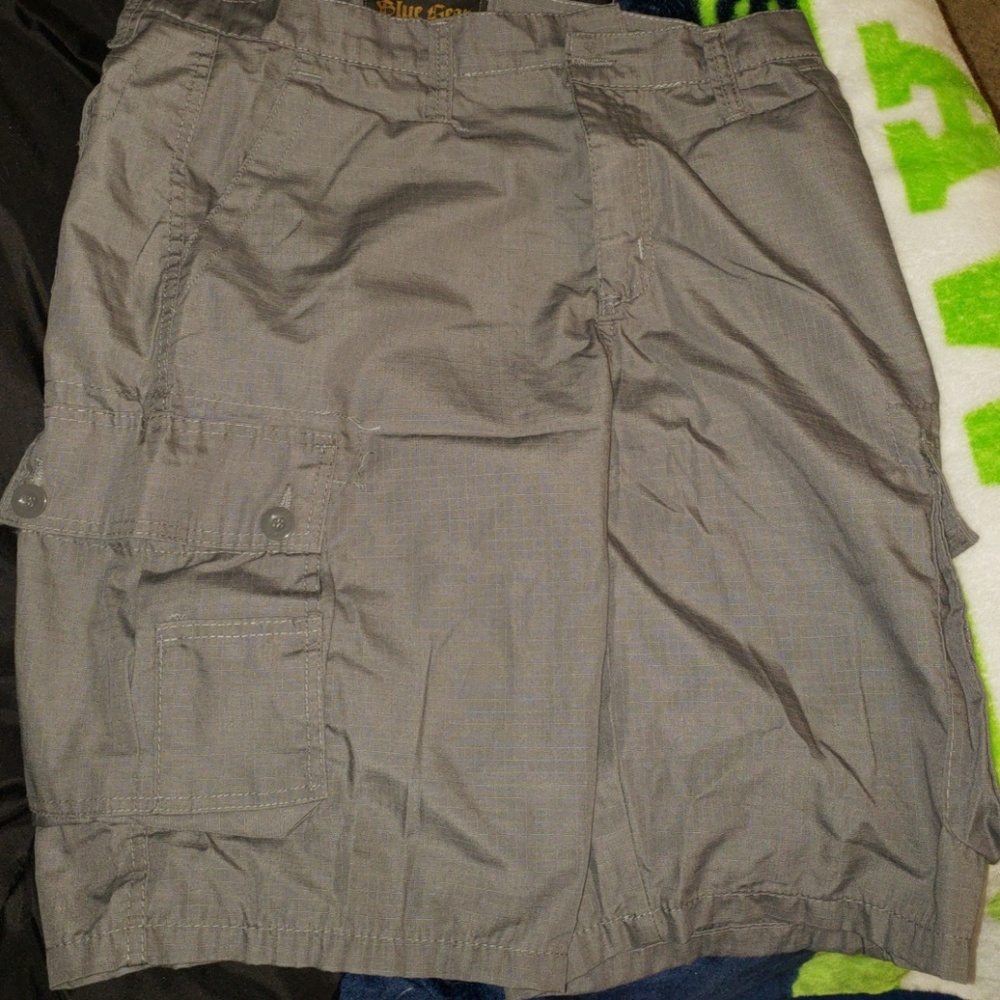 Mens cargo shorts 36